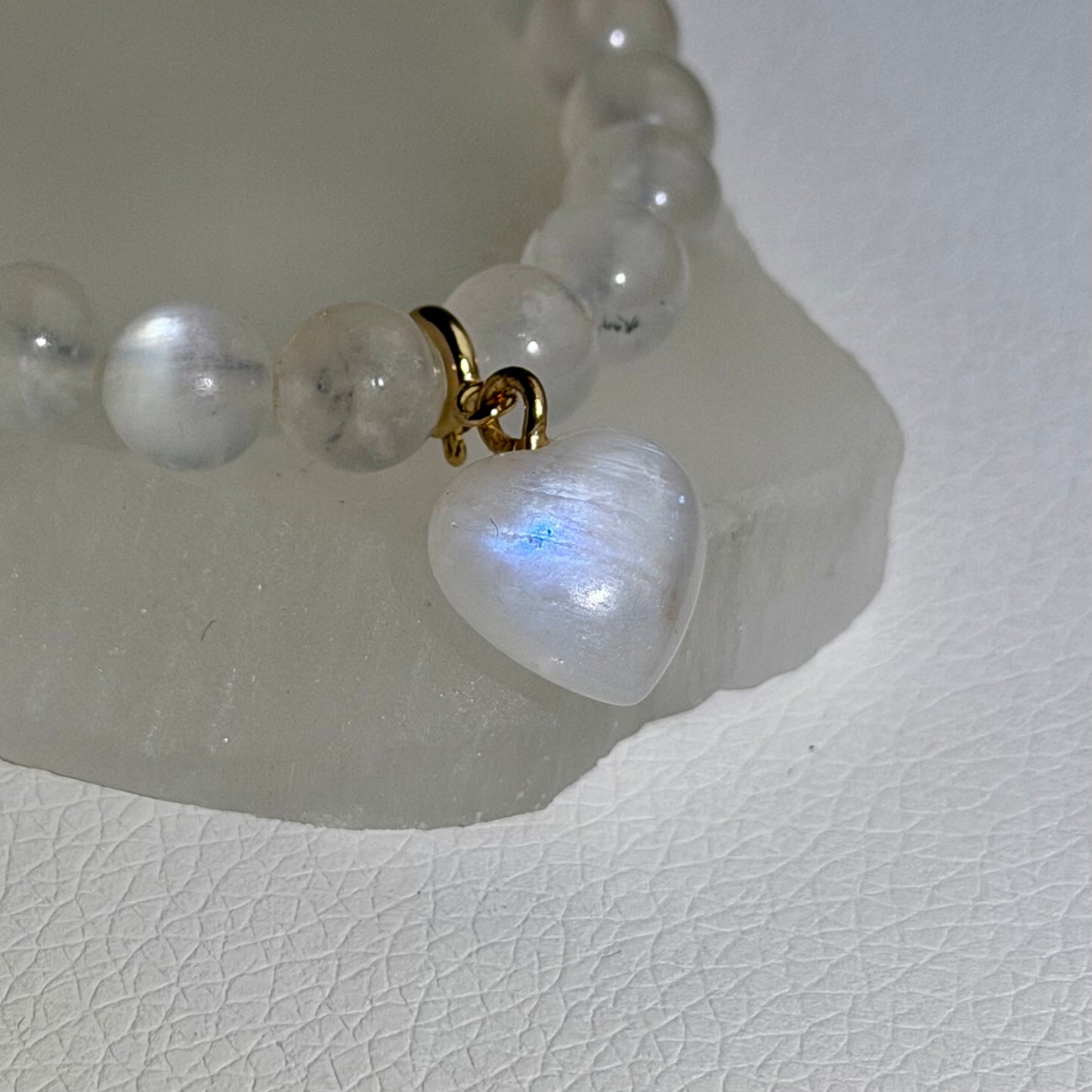 Edelstein Charm 'Moon Heart'