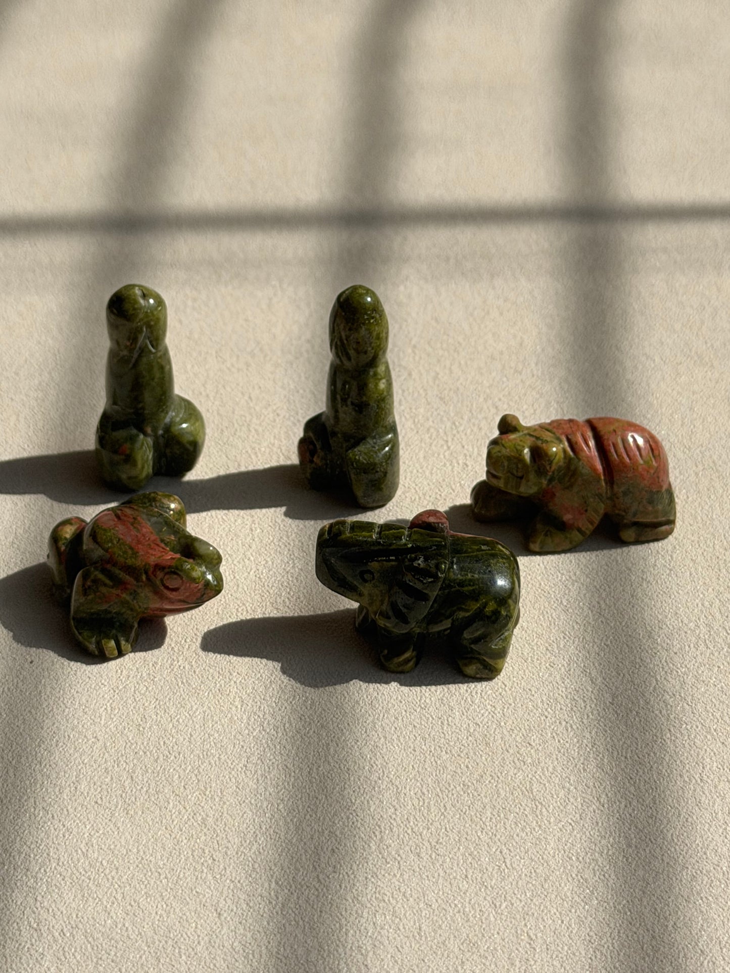 Unakit Mini Carvings