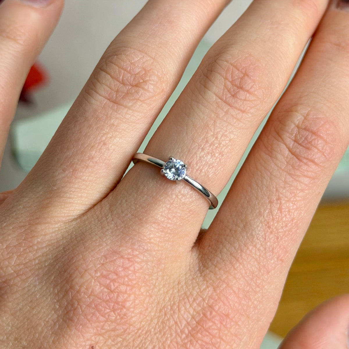 Theia Ring - Moissanit - 925 Silber