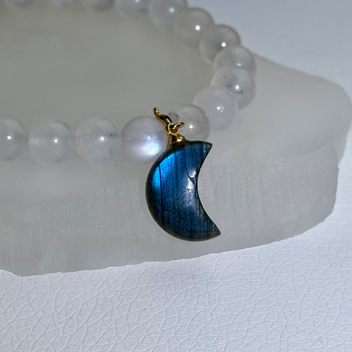 Edelstein Charm 'Aurora Moon'