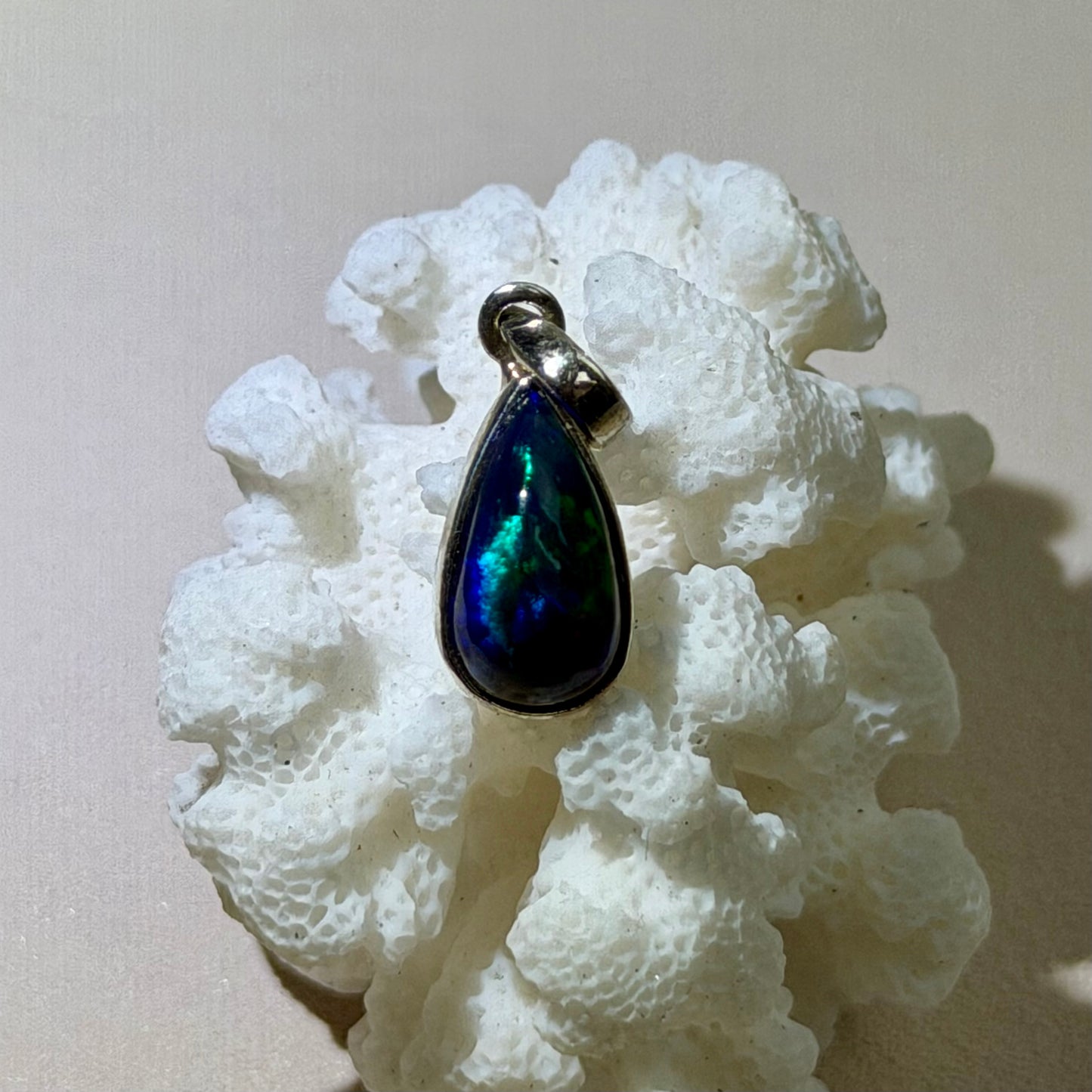 Äthiopischer Opal Anhänger - 925 Silber - 94AP