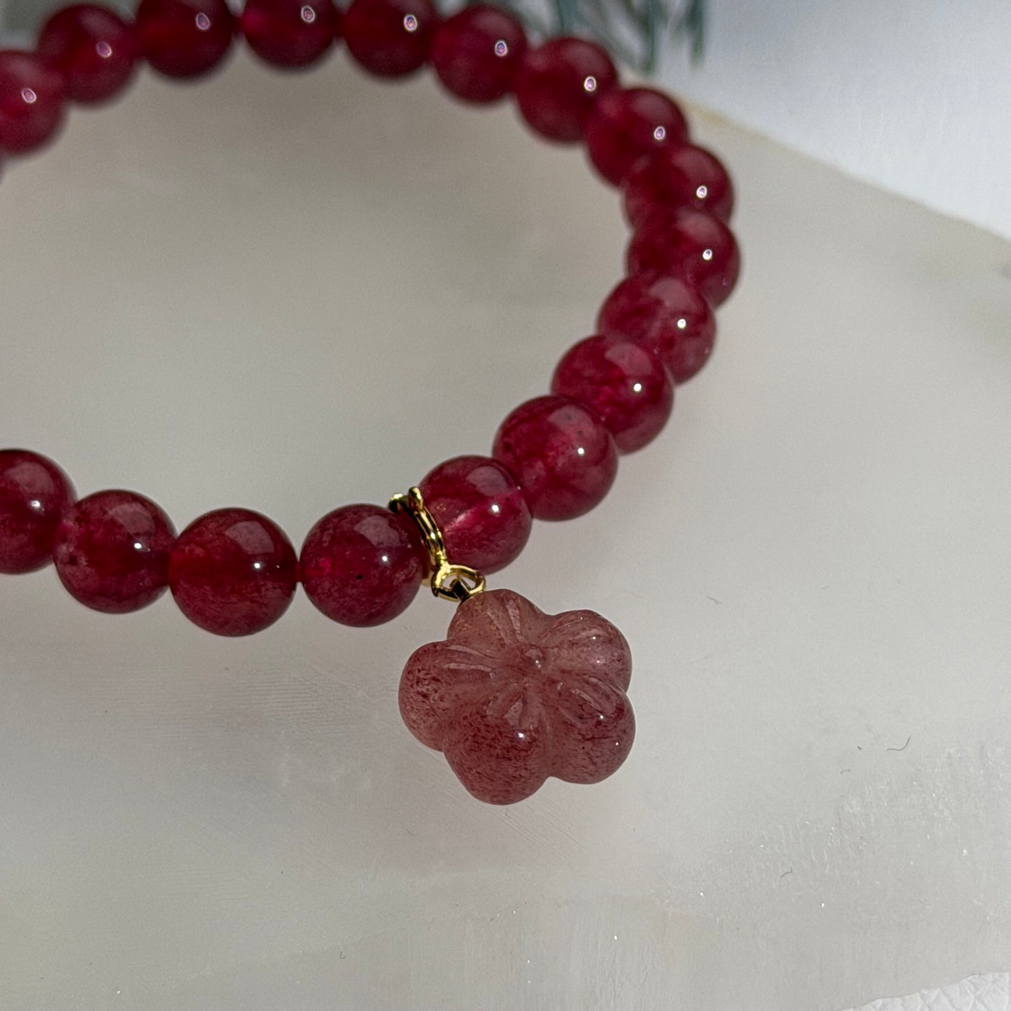 Edelstein Charm 'Strawberry Blossom'