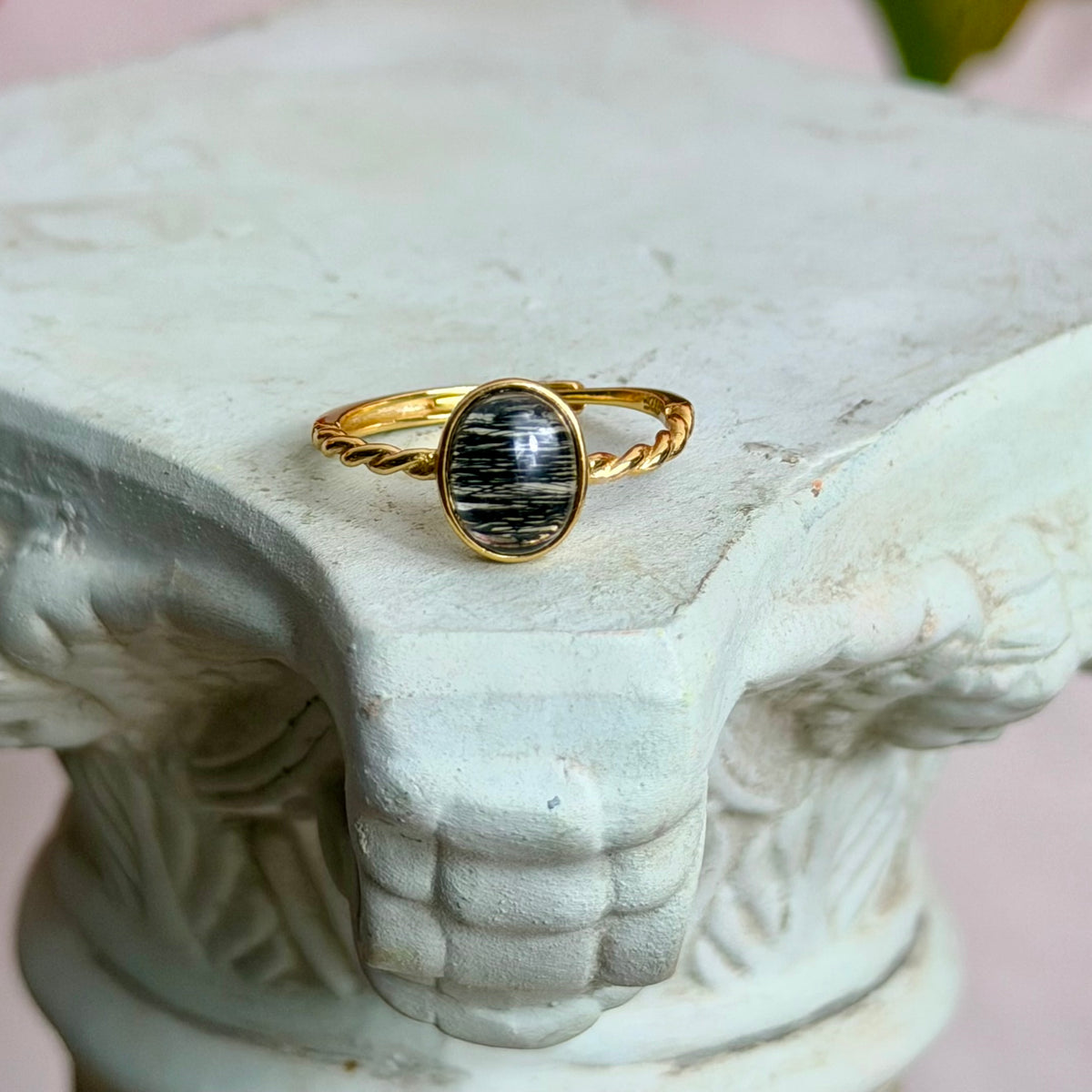 Klotho Ring - Turmalin in Quarz - 925 Silber Vergoldet