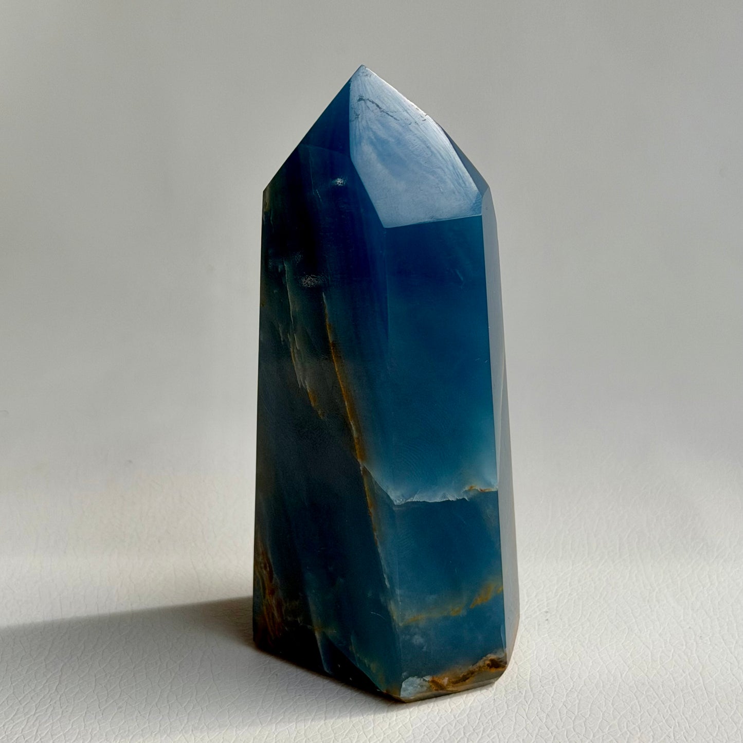 Blauer Onyx Turm 64xo
