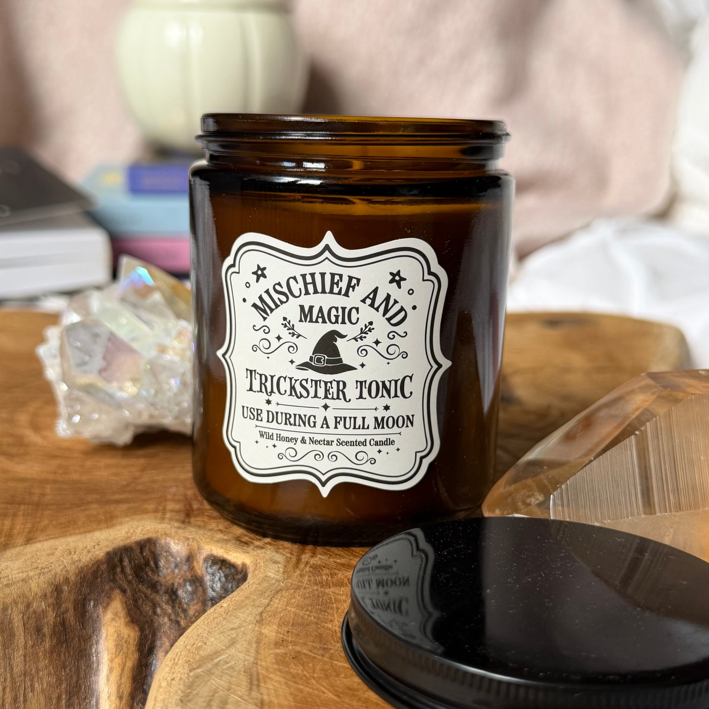 Trickster Tonic – Mischief and Magic Kerze