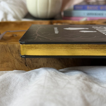 Ghost Stories Notizbuch – Spectral Scribbles