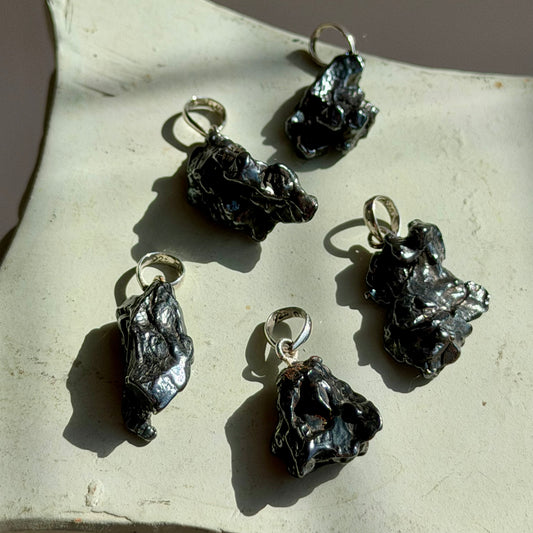 Ouranos Anhänger – Campo del Cielo Meteorit - 925 Silber
