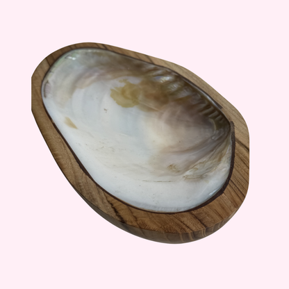 Schale aus Teakholz & Muschel - 17cm
