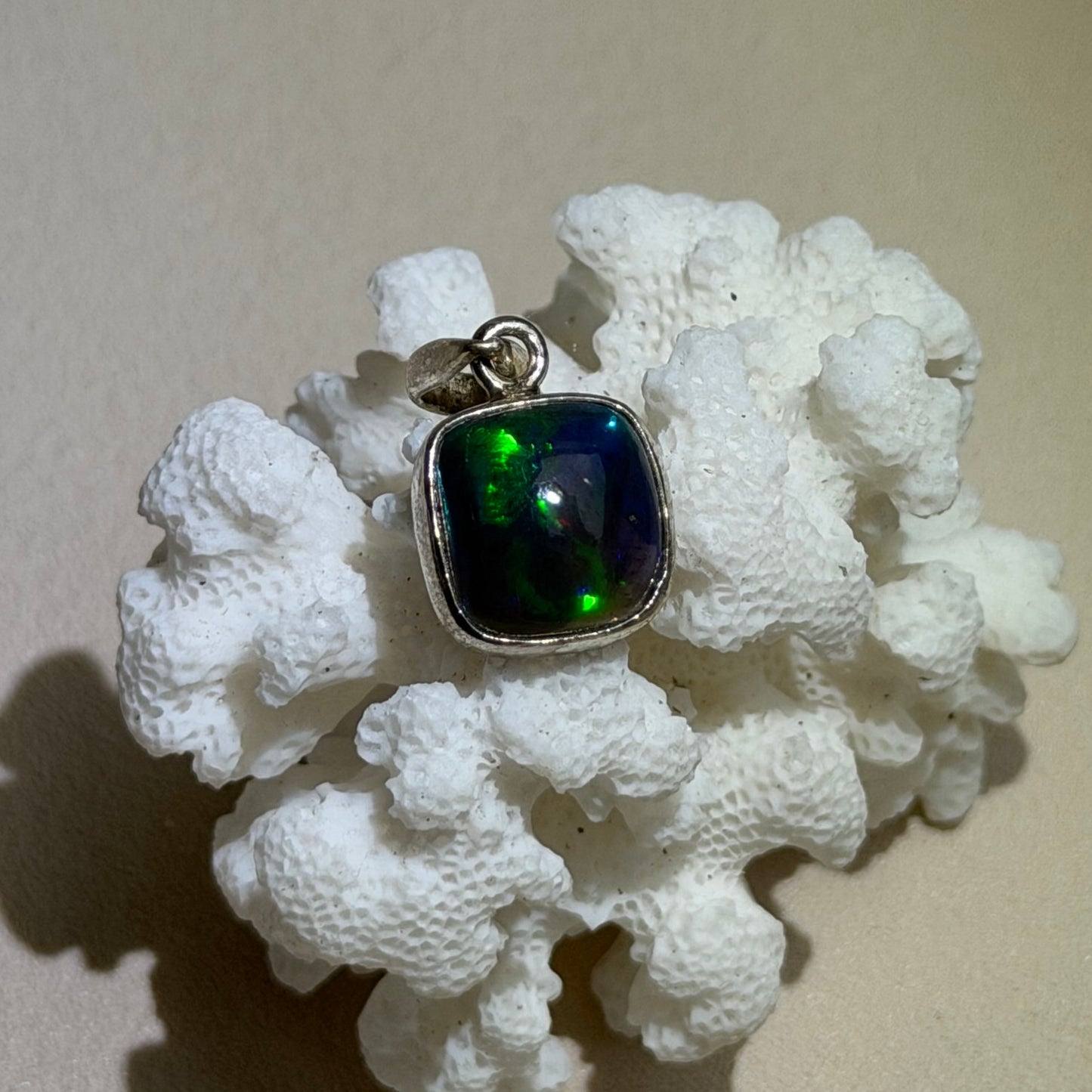 Äthiopischer Opal Anhänger - 925 Silber - 119AP