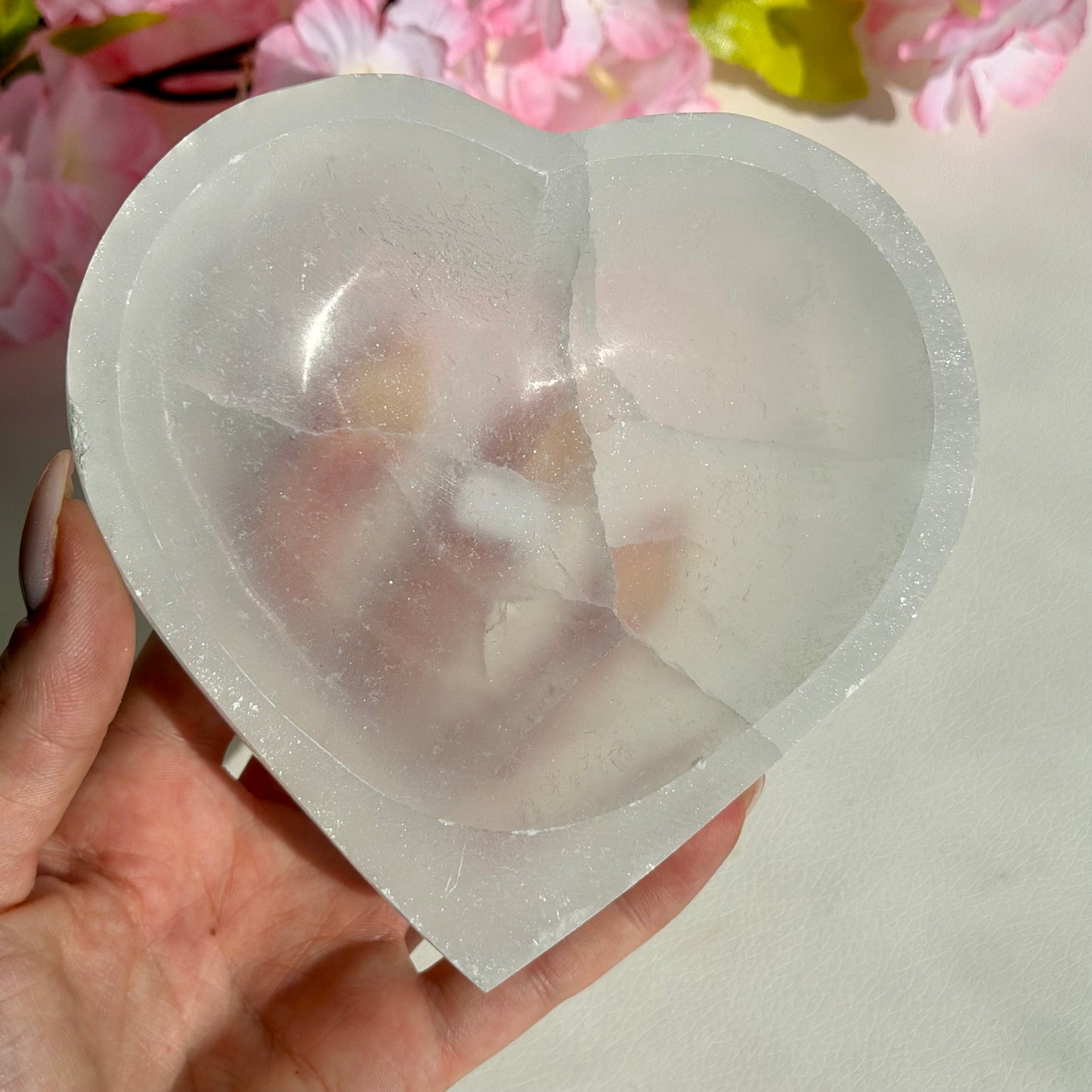 Selenit Schale in Herzform