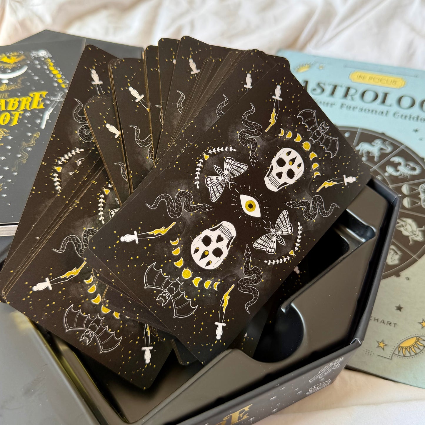 The Macabre Tarot – Sam Rook