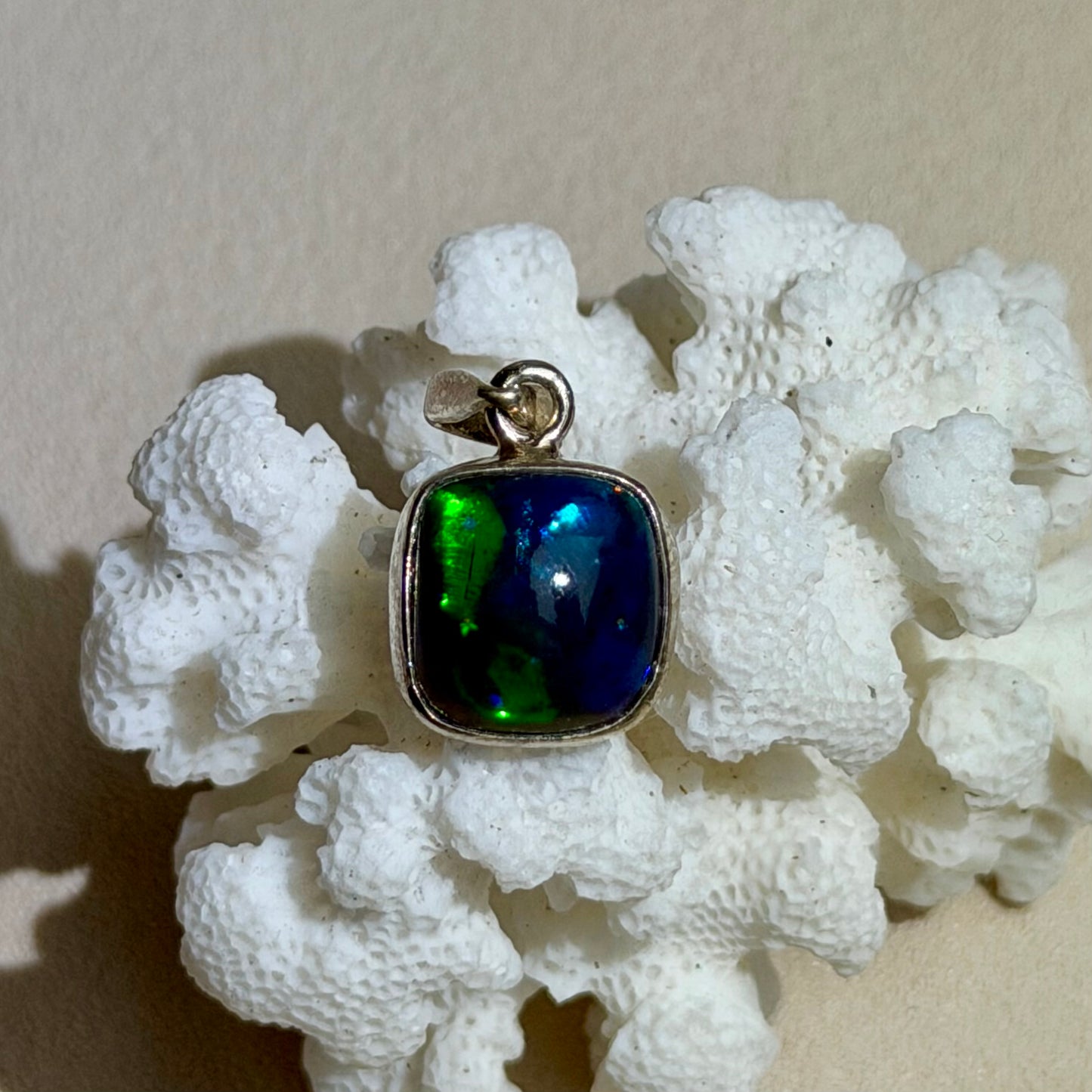 Äthiopischer Opal Anhänger - 925 Silber - 119AP