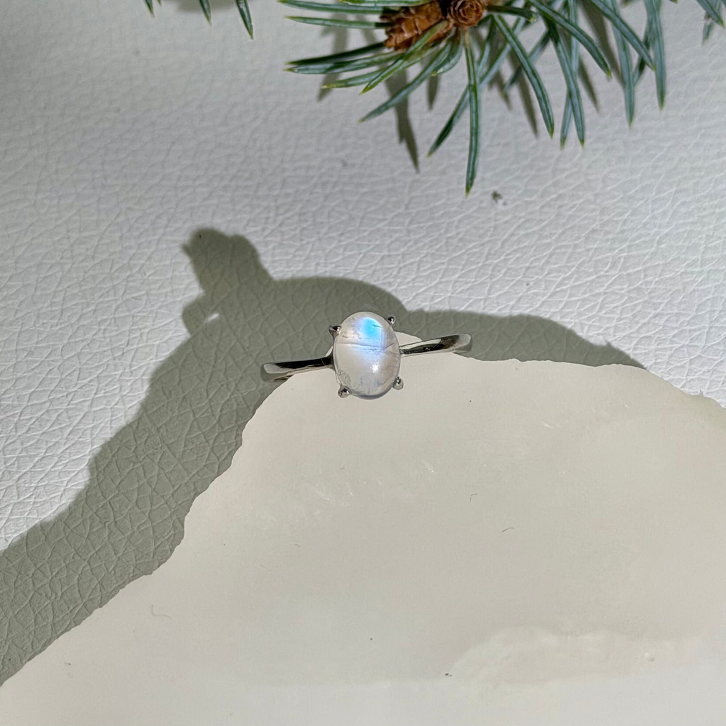 Ring ‚Lunar Elegance‘ - Mondstein