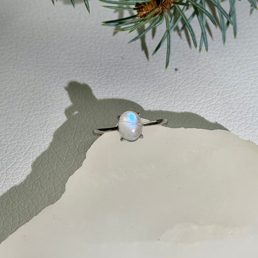 Ring ‚Lunar Elegance‘ - Mondstein