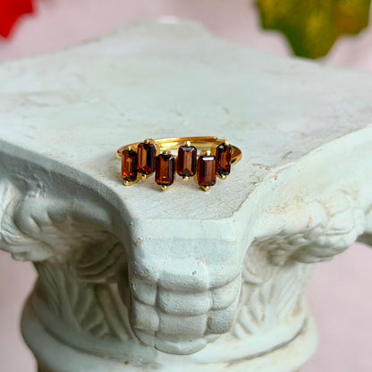 Pyrrha Ring - Granat - 925 Silber Vergoldet