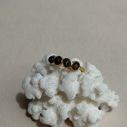 Äthiopischer Opal Ring  - 925 Silber Vergoldet - Größenverstellbar
