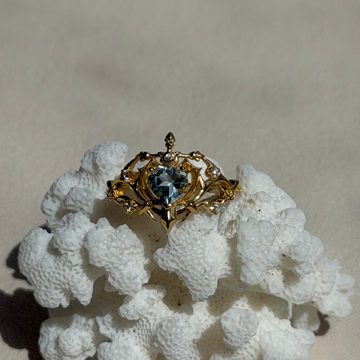 Warrior Ring Topas  - 925 Silber Vergoldet - Größenverstellbar