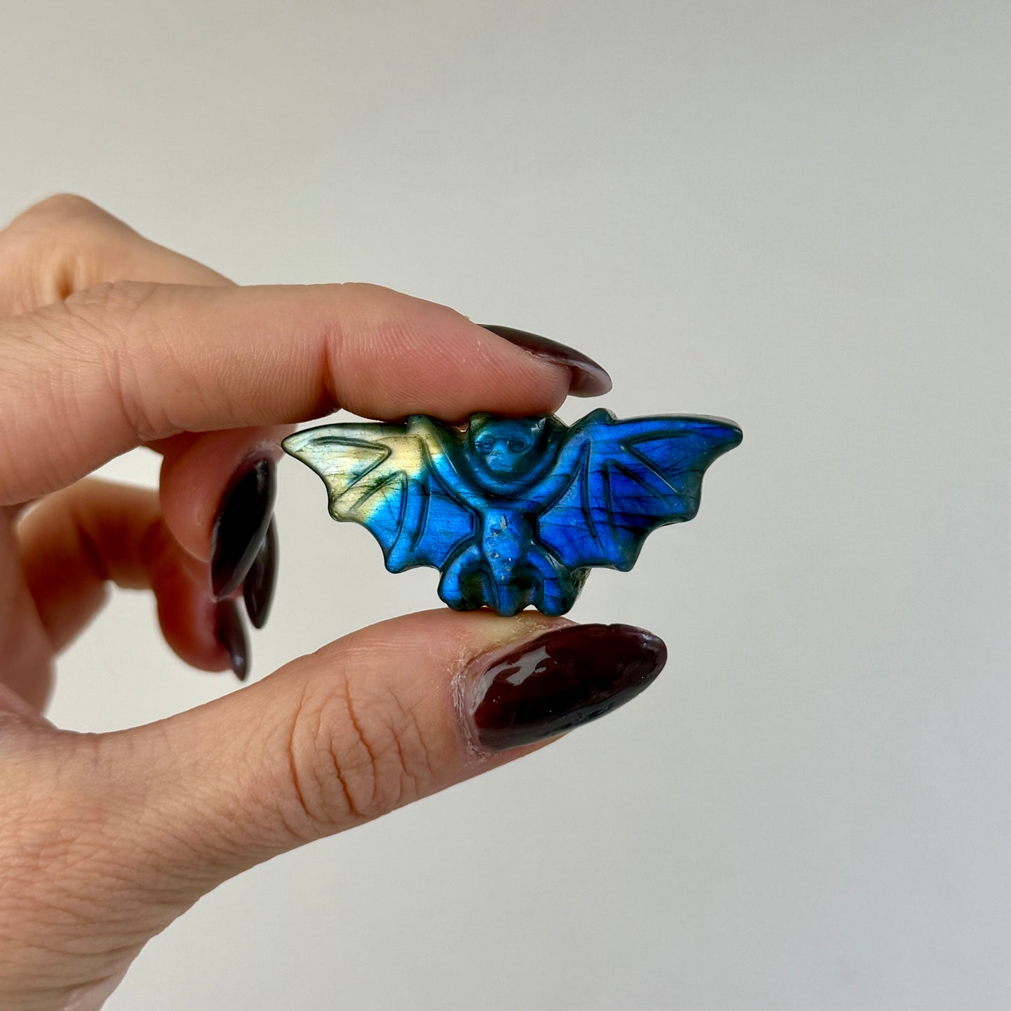 HQ Labradorit Fledermaus