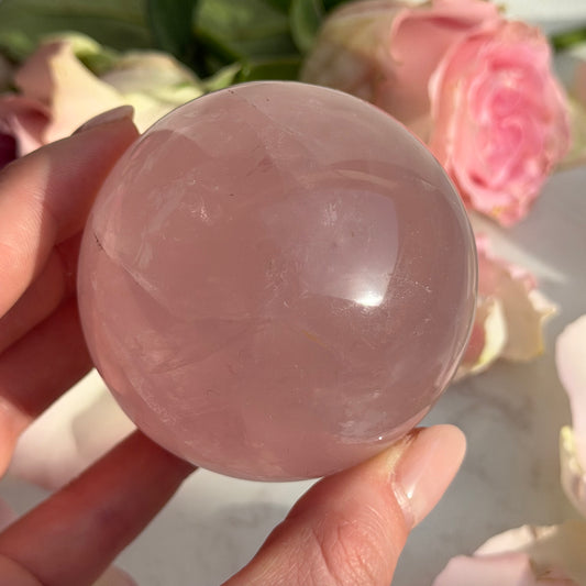 Rosenquarz Kugel mit Stern 44RQ