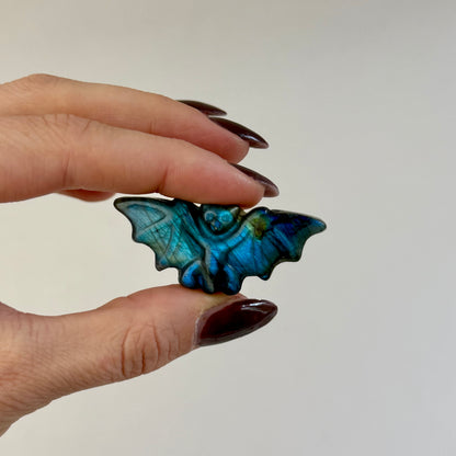 HQ Labradorit Fledermaus