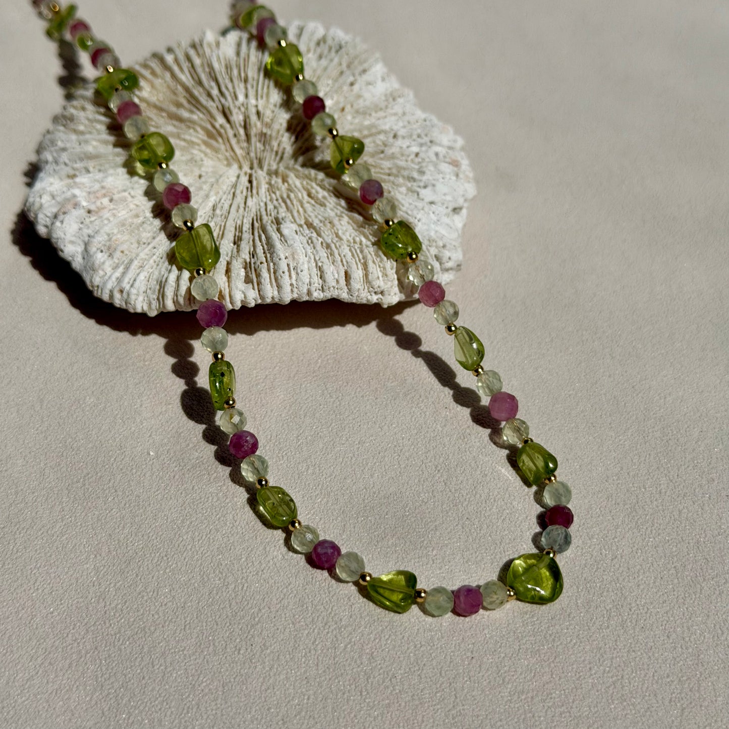 ANTHEIA - Halskette - 925 Silber - Peridot, Prehnit & Pinker Turmalin