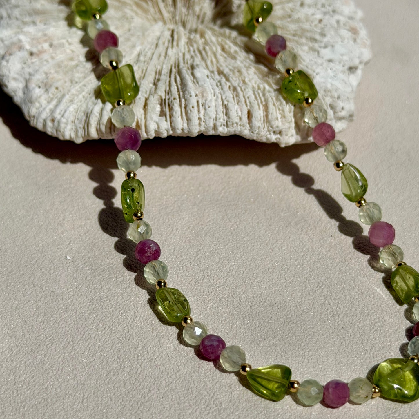 ANTHEIA - Halskette - 925 Silber - Peridot, Prehnit & Pinker Turmalin
