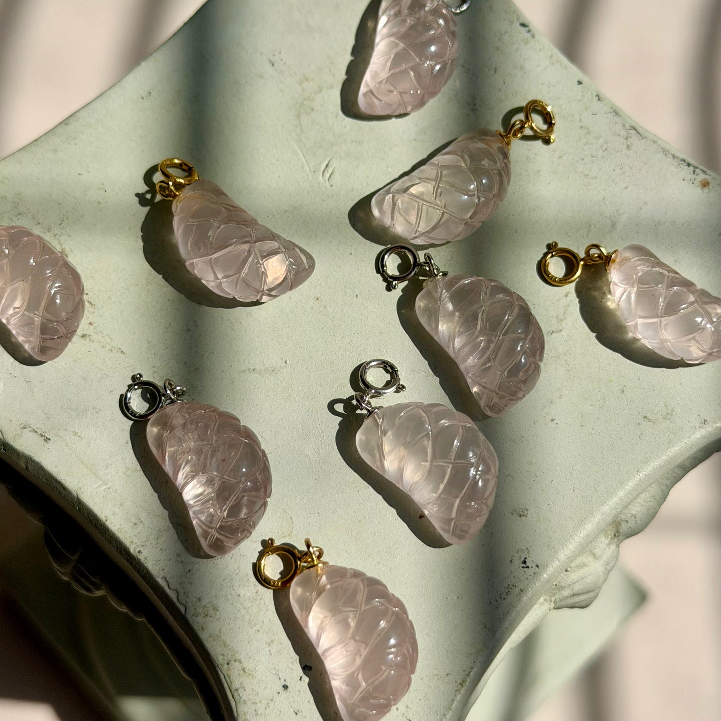 Eunomia Charm - Rosenquarz - 925 Silber