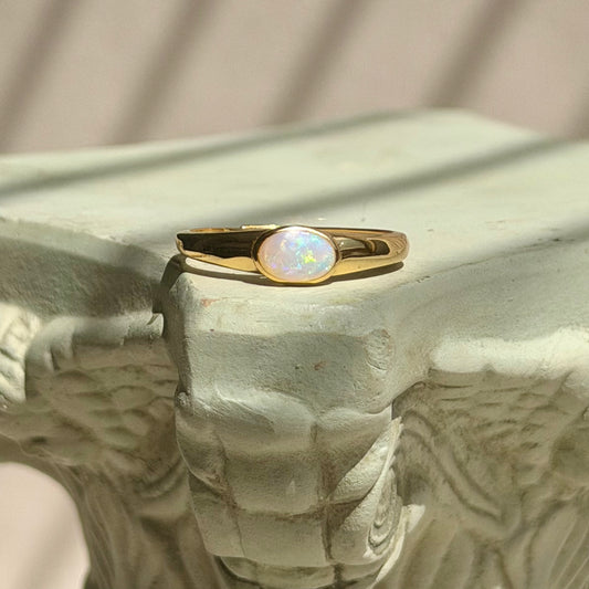 Theia Ring - Äthiopischer Opal - 925 Silber Vergoldet