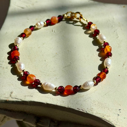 EIONE Armband – Granat, Karneol & Süßwasserperle - 925 Silber