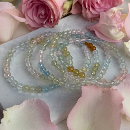 Aphrodite’s Grace – Morganit Armband (6 mm)