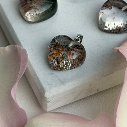 Aphrodite’s Garden – Gartenquarz Herzanhänger