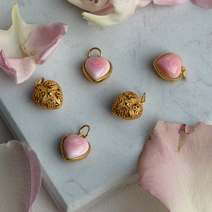 Aphrodite’s Devotion – Pink Queen Conch Anhänger