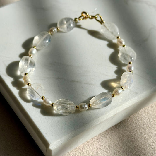 KIRKE Armband – Mondstein & Perlen - 925 Silber